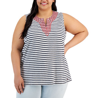 Plus Size Embroidered Star Tank Top