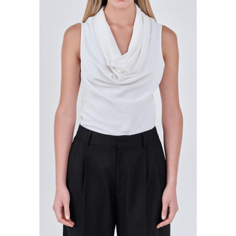 Women's Flowy Neckline Sleeveless Top