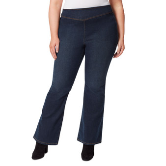 Trendy Plus Size Pull-On Flare Jeans