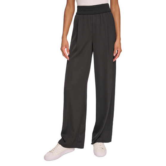 Women's Pleated Pull-On Pants