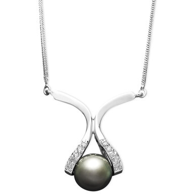 14k Gold Necklace, Cultured Tahitian Pearl (8mm) and Diamond Accent Pendant