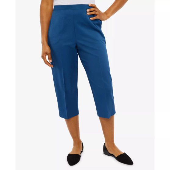 Petite Scenic Drive Enriched Classic Capri Pants