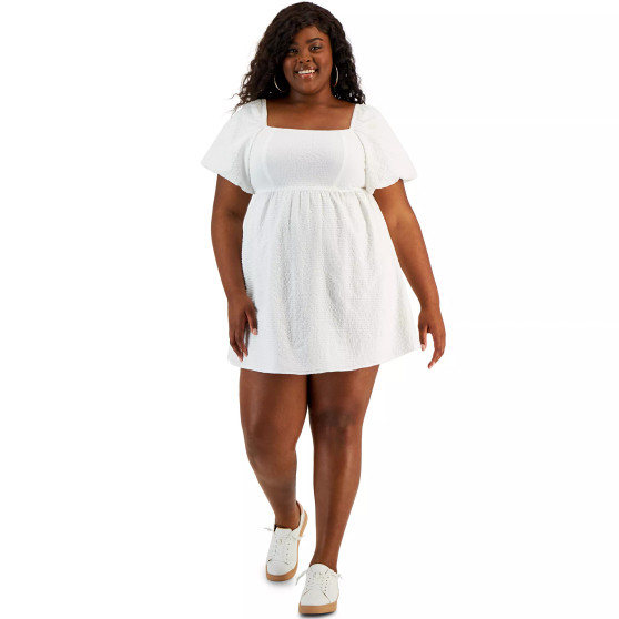 Trendy Plus Size Seersucker Puff-Sleeve Dress