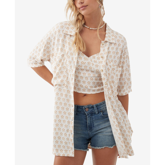Juniors' Tricia Daisy Button-Down Short-Sleeve Shirt