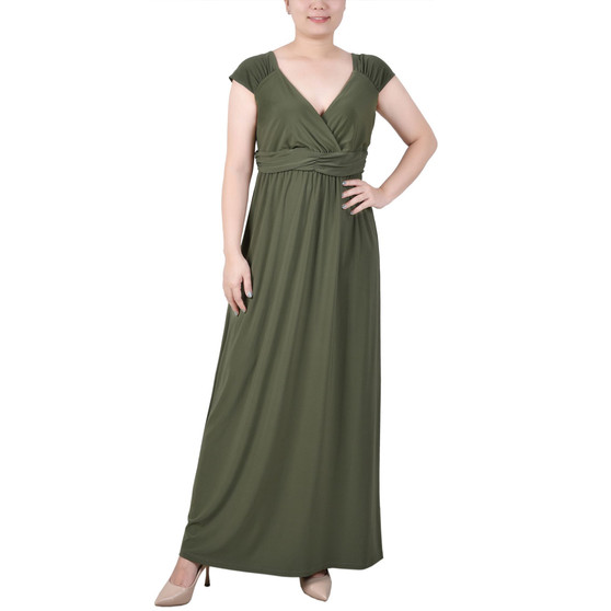 Petite Ruched Empire-Waist Maxi Dress