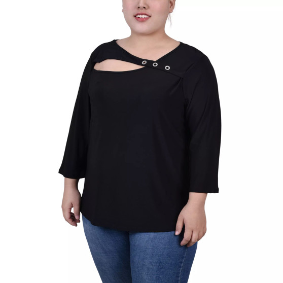 Plus Size 3/4 Sleeve Cutout Top
