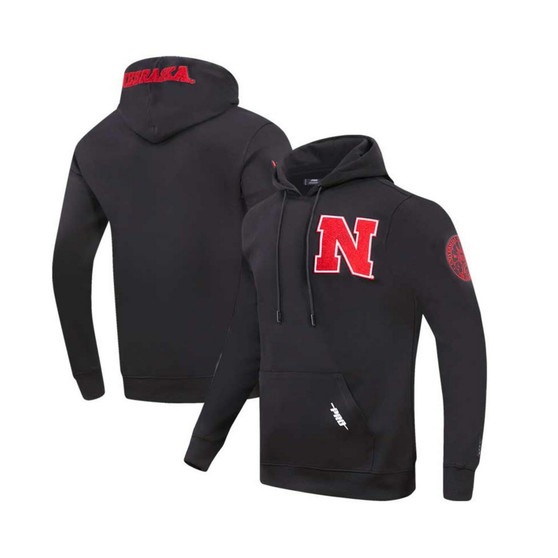 Men's Black Nebraska Huskers Classic Pullover Hoodie