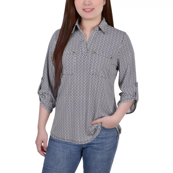 Petite 3/4 Ruched Sleeve Studded Y-neck Top