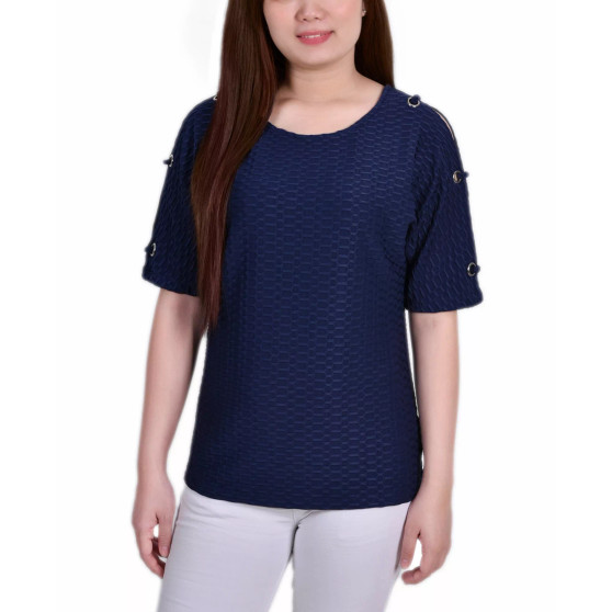 Petite Short Sleeve Honeycomb Textured Grommet Top