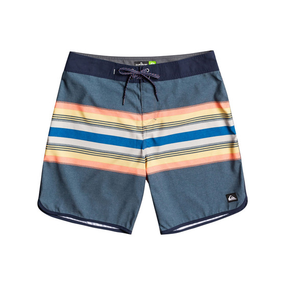 Quicksilver Men's Everyday Scallop 19" Board Shorts