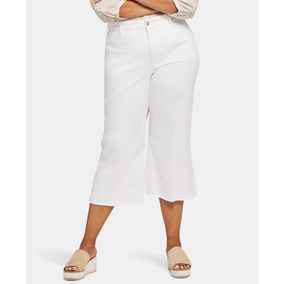 Plus Size Patchie Wide Leg Capri Jeans