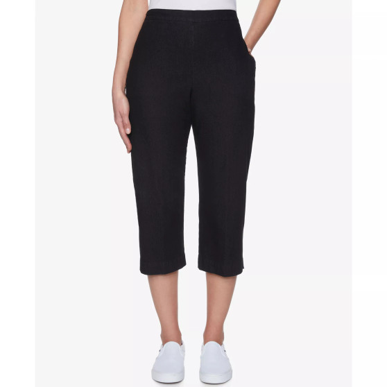 Petite Classics Pull-On Capri Pants