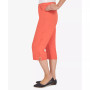 Petite Hot Allure Clamdigger Capri Pants