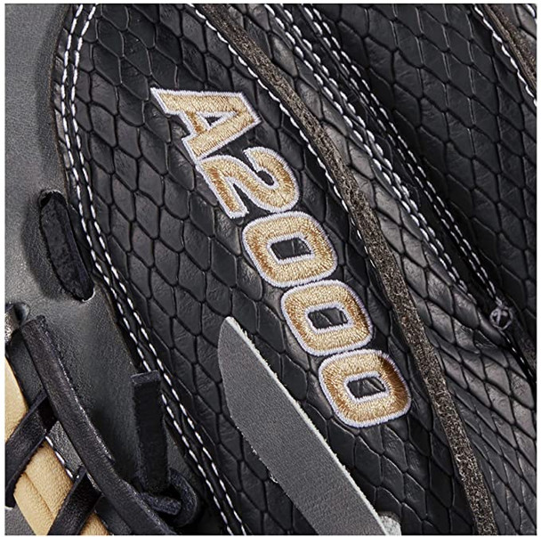 Pedroia Fit Baseball Catcher's Mitt - Right Hand Throw