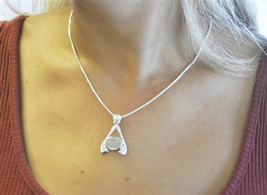 Sterling Silver Chalcedony Inverted Crossed Clubs Pendant w/ Italian Chain