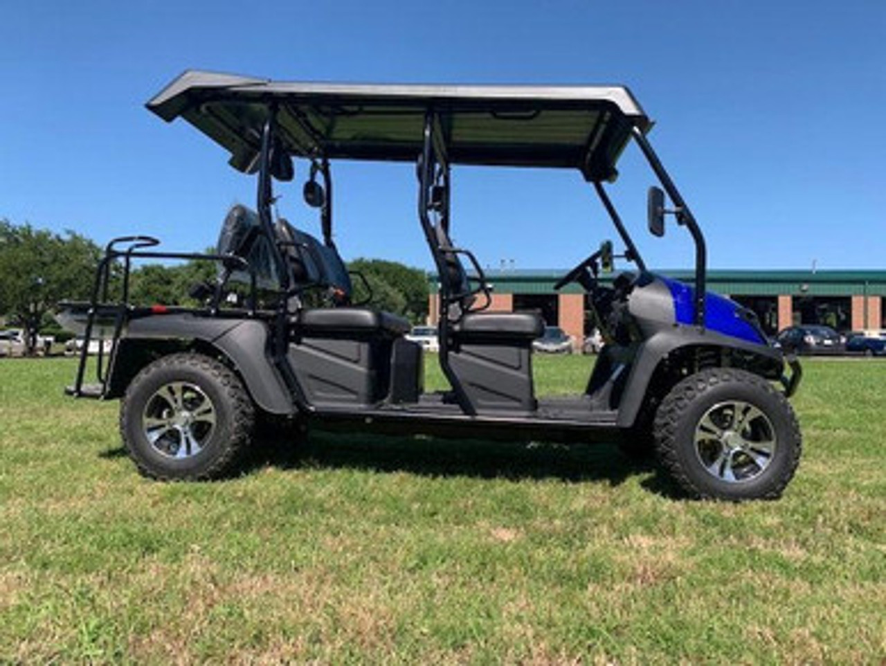 Trailmaster Taurus4 - 450 6 Seater Golf Cart