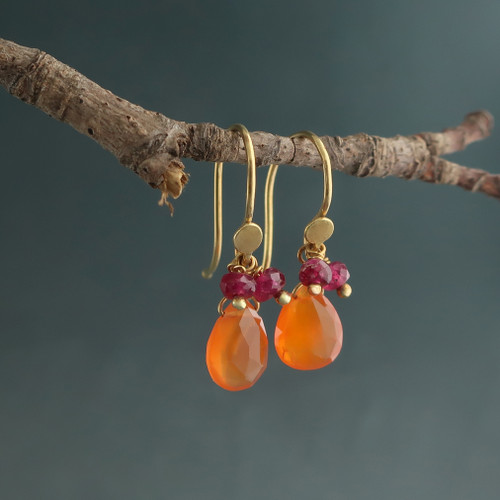 RTS splish splash - carnelian ruby 18kt ER