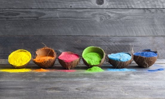 The Difference Between Pigments and Micas