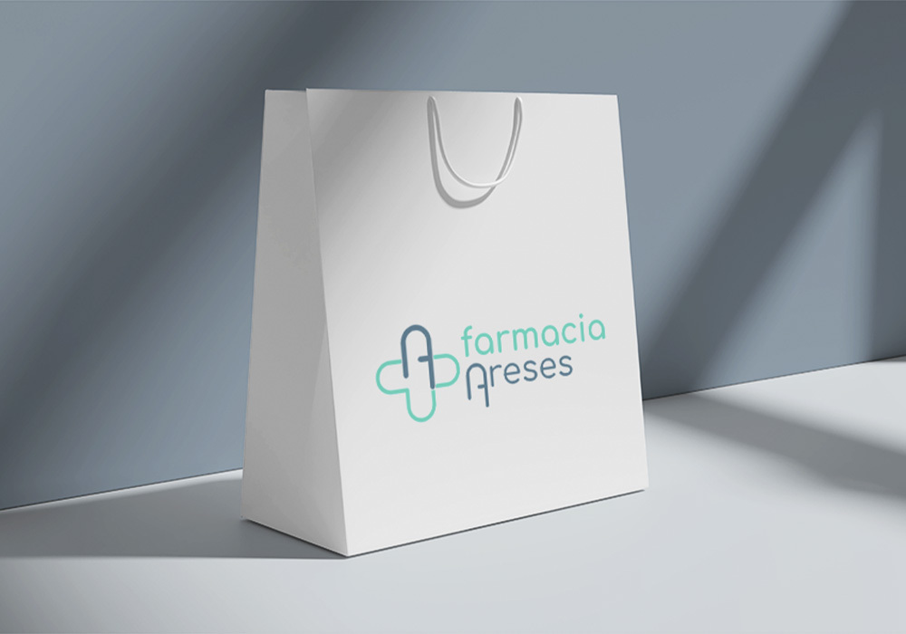 Encargo exprés en Farmacia Areses, en Madrid