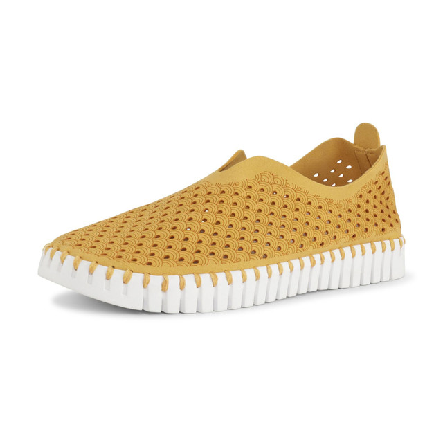 ILSE JACOBSEN HORNBAEK Women's Tulip 139 Flat | Slip-On | Low-Top, Size 39 (Golden Rod) (No original box)