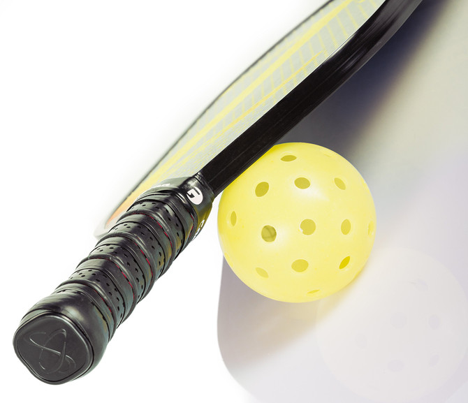 ONIX Graphite Z5 Graphite Carbon Fiber Pickleball Paddle