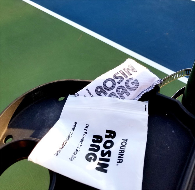 Tourna Sports Rosin Bag (1 Bag)