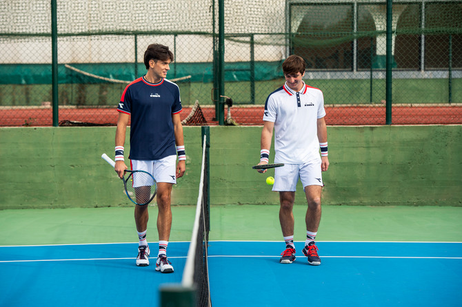 Diadora Men's B.Icon 2 All Ground Tennis Shoe (Yellow Flou DD/Black/Fiery Red)