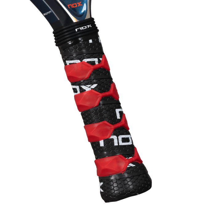 NOX V10 Luxury 2025 Beach Tennis Racquet. Veronica Casadei's racquet