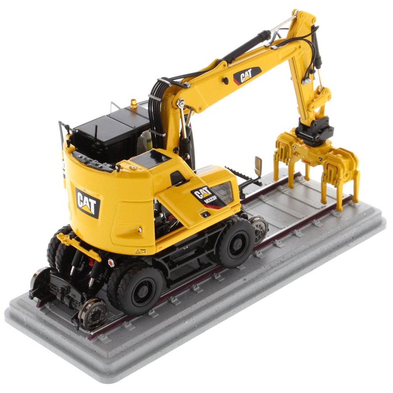 Diecast Masters Caterpillar M323F Railroad Wheeled Excavator Safety Yellow  1/50 Scale 85661