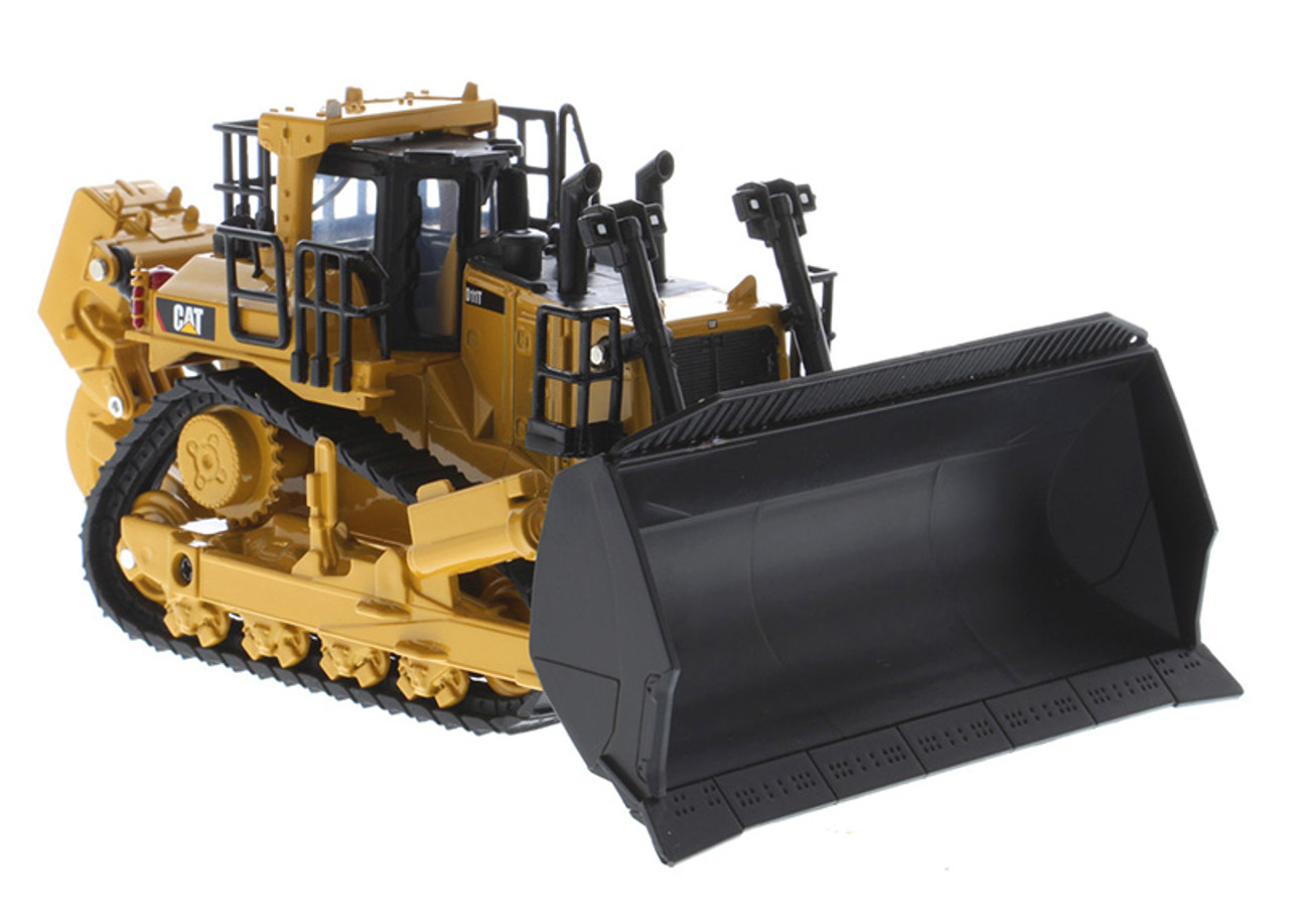 Diecast Masters Caterpillar D11 Dozer with 2 Blades and Rear Rippers 1/64