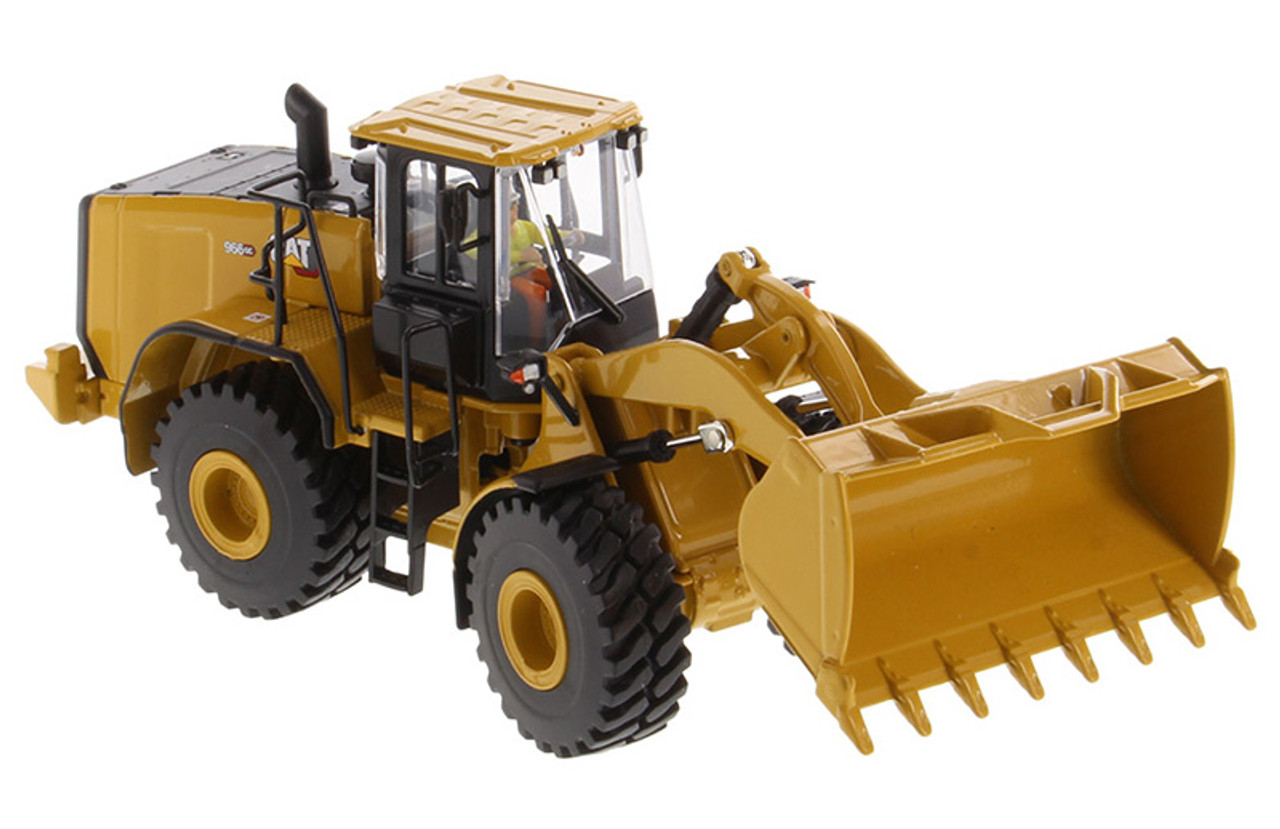 Diecast Masters Caterpillar 966 GC Wheel Loader - High Line Series 1/50  85682