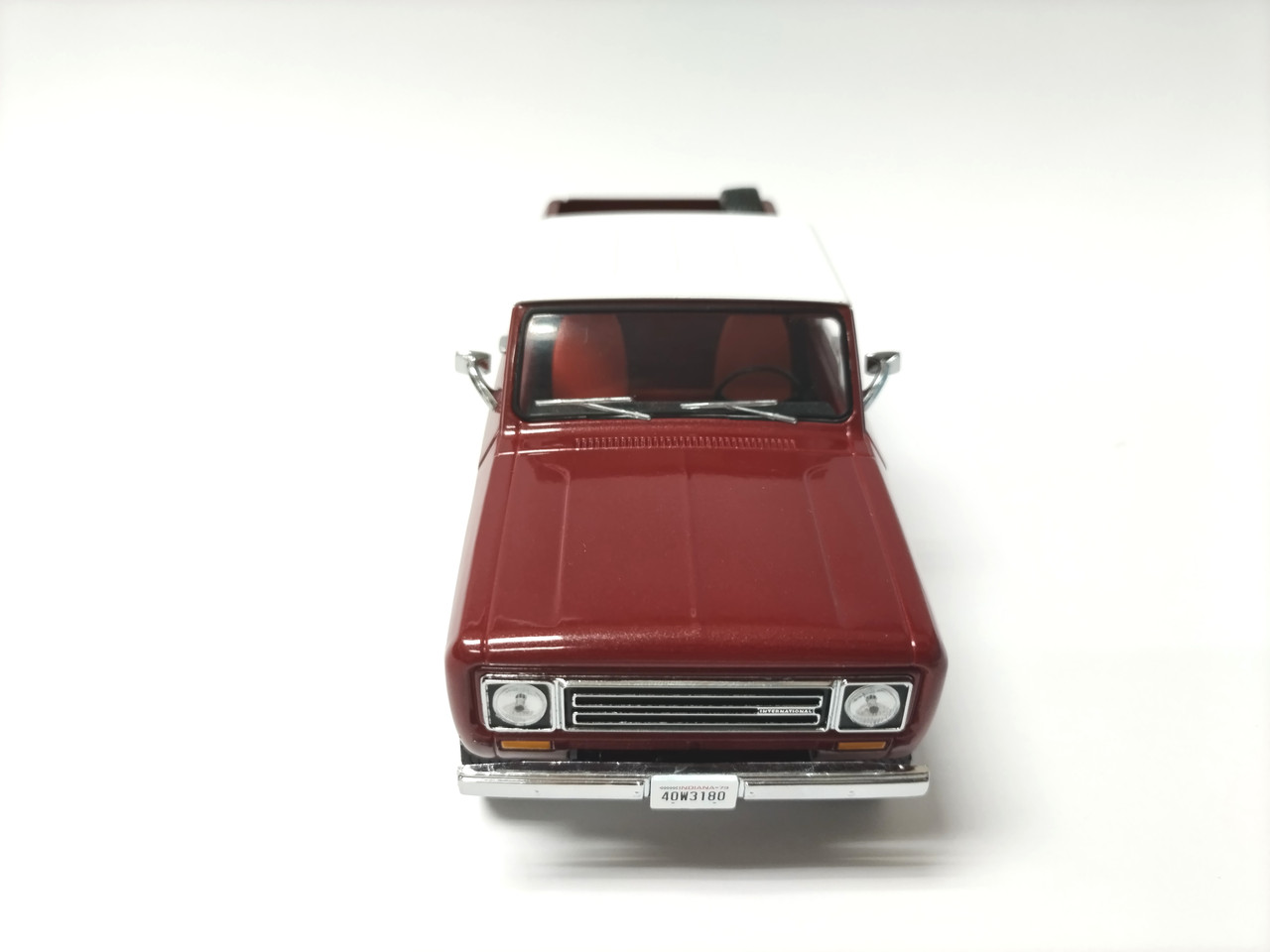 International Scout Terra Pickup 1979 Tahitian Red 1/25 **PRE-ORDER*