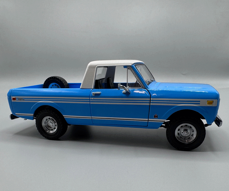 First Gear International Scout Terra Pickup 1979 Lexington Blue 1/25  40-3181