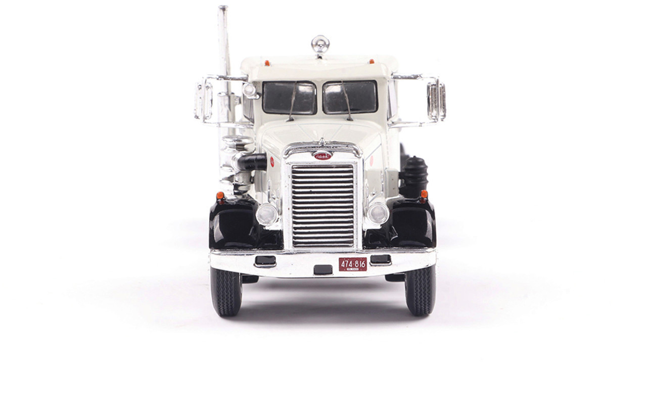 IXO Peterbilt 281 1955- White w/ Black Fenders 1:64 IA64003 64TR003