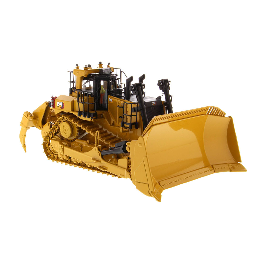 Diecast Masters Caterpillar D11 Fusion Track-Type Tractor Dozer 1