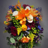 Late Summer Wedding Flowers in Vermont Barn Venues