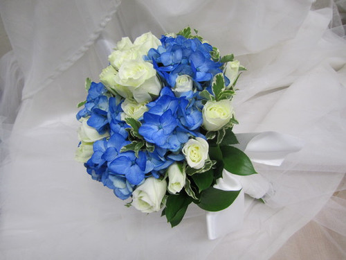 Blue Hydrangea & Roses Bouquet
