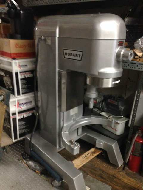 HOBART REFURBISHED 60 QT MIXER Model H600