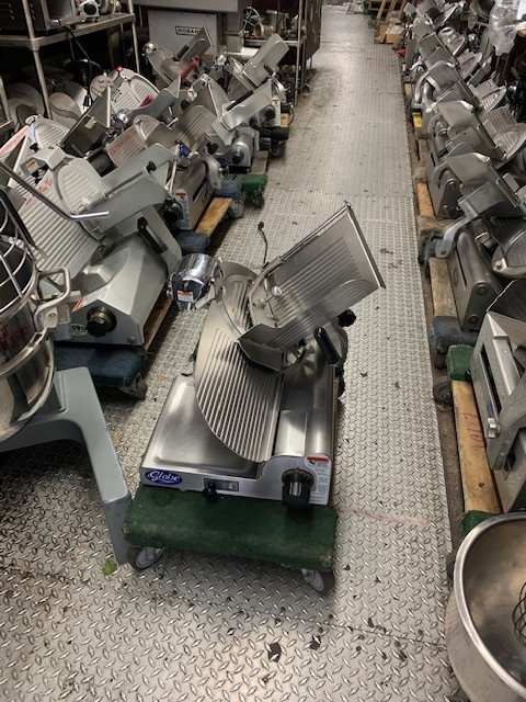 REFURBISHED GLOBE SLICER MODEL 3600