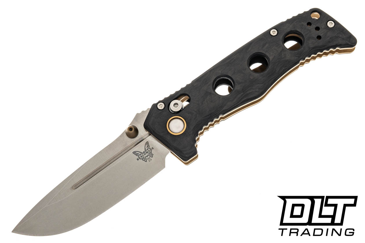 Benchmade 273-03 Mini Adamas | MagnaCut Steel | Carbon Fiber Handle