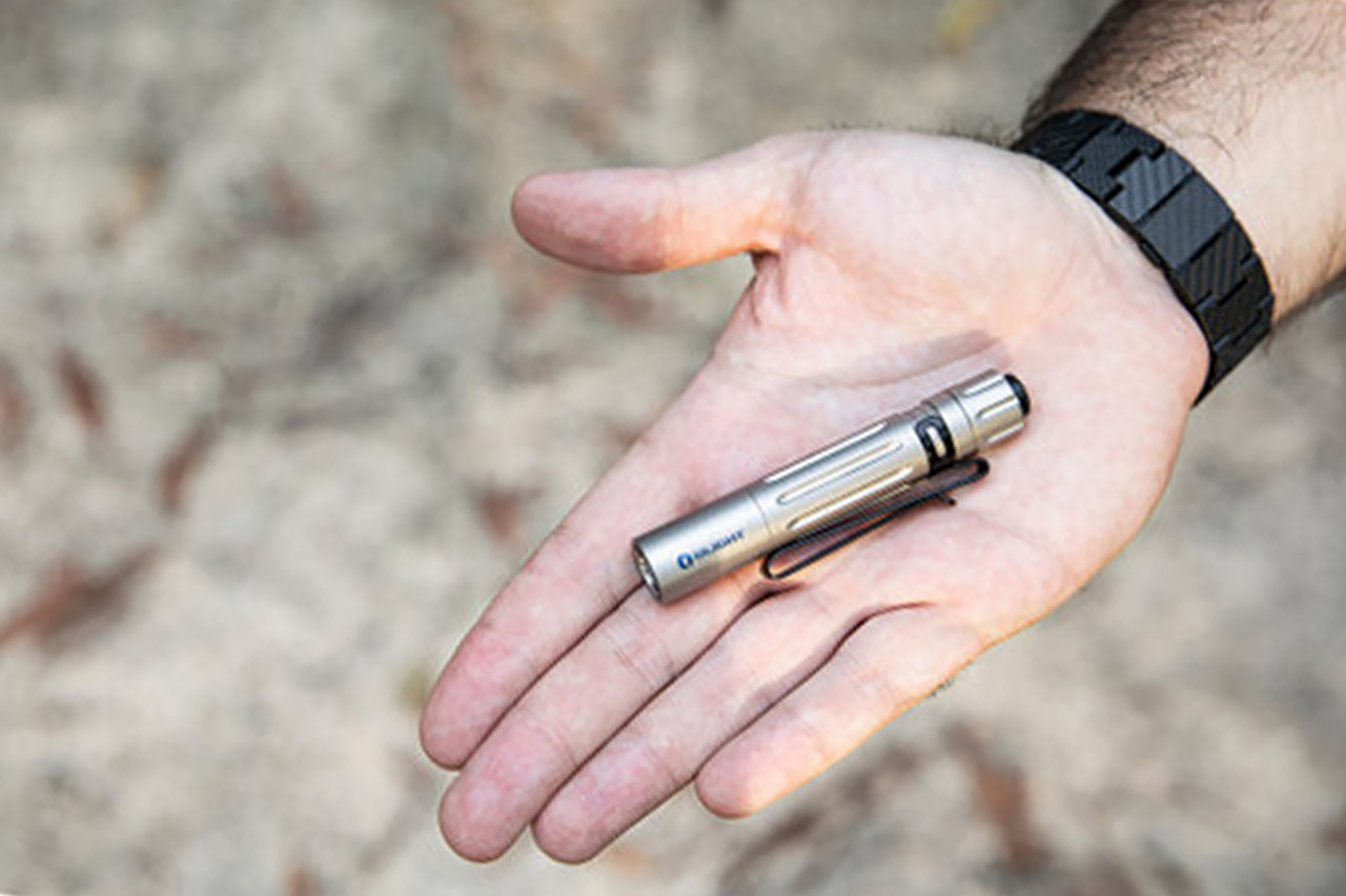 Olight i3T EOS Titanium - Vertical Lines - DLT Trading