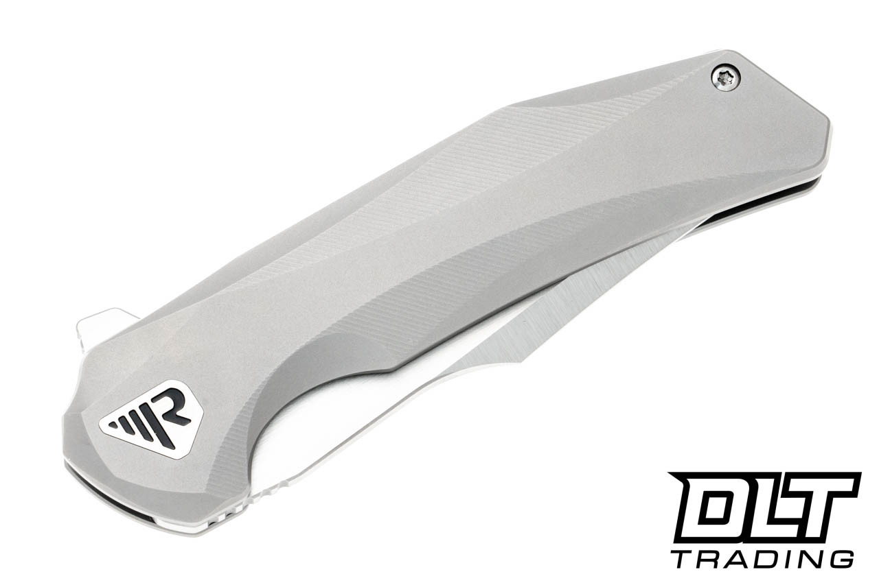 Reate Zoro - Bead Blasted Titanium Handle - Belt Satin M390 Blade