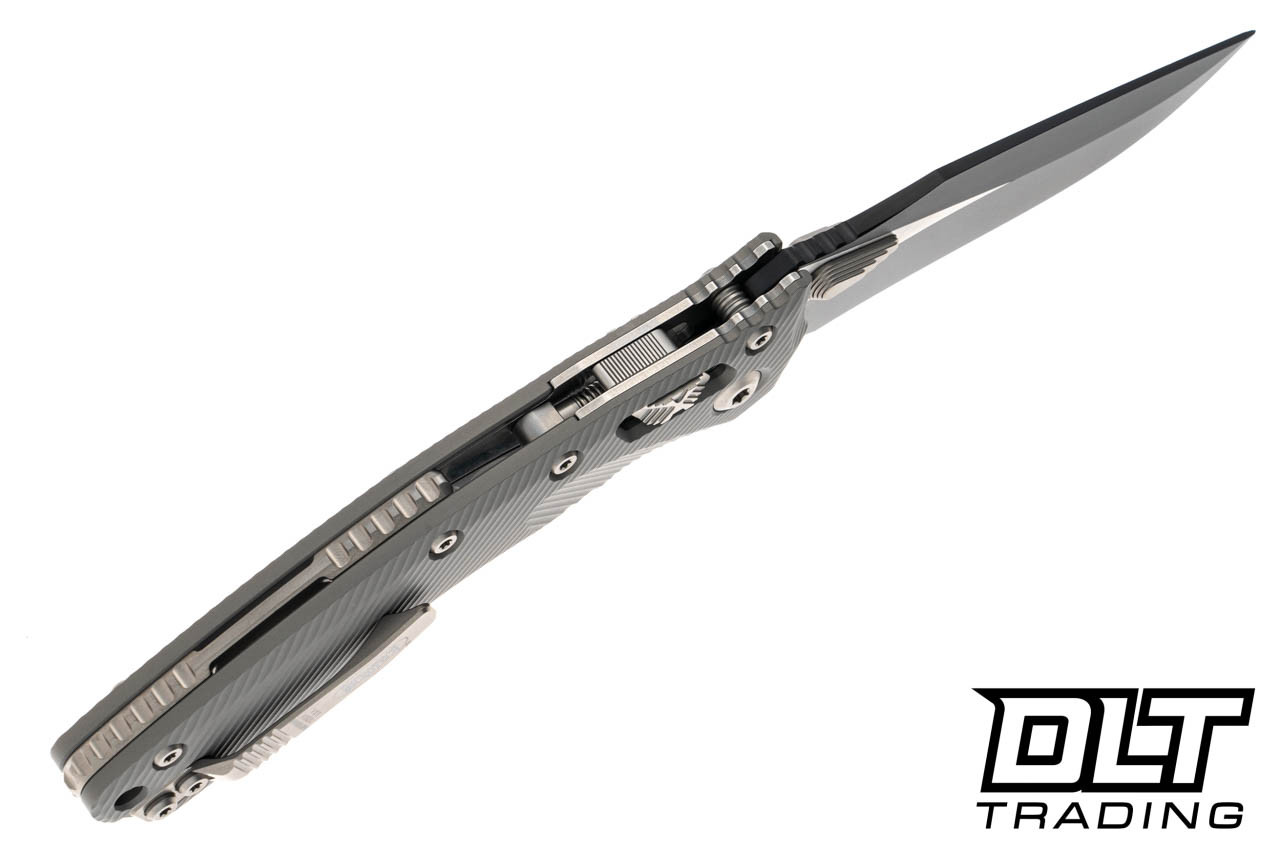 Microtech 137RL-1FLNC Amphibian Ram-Lok S/E - Natural Clear Fluted