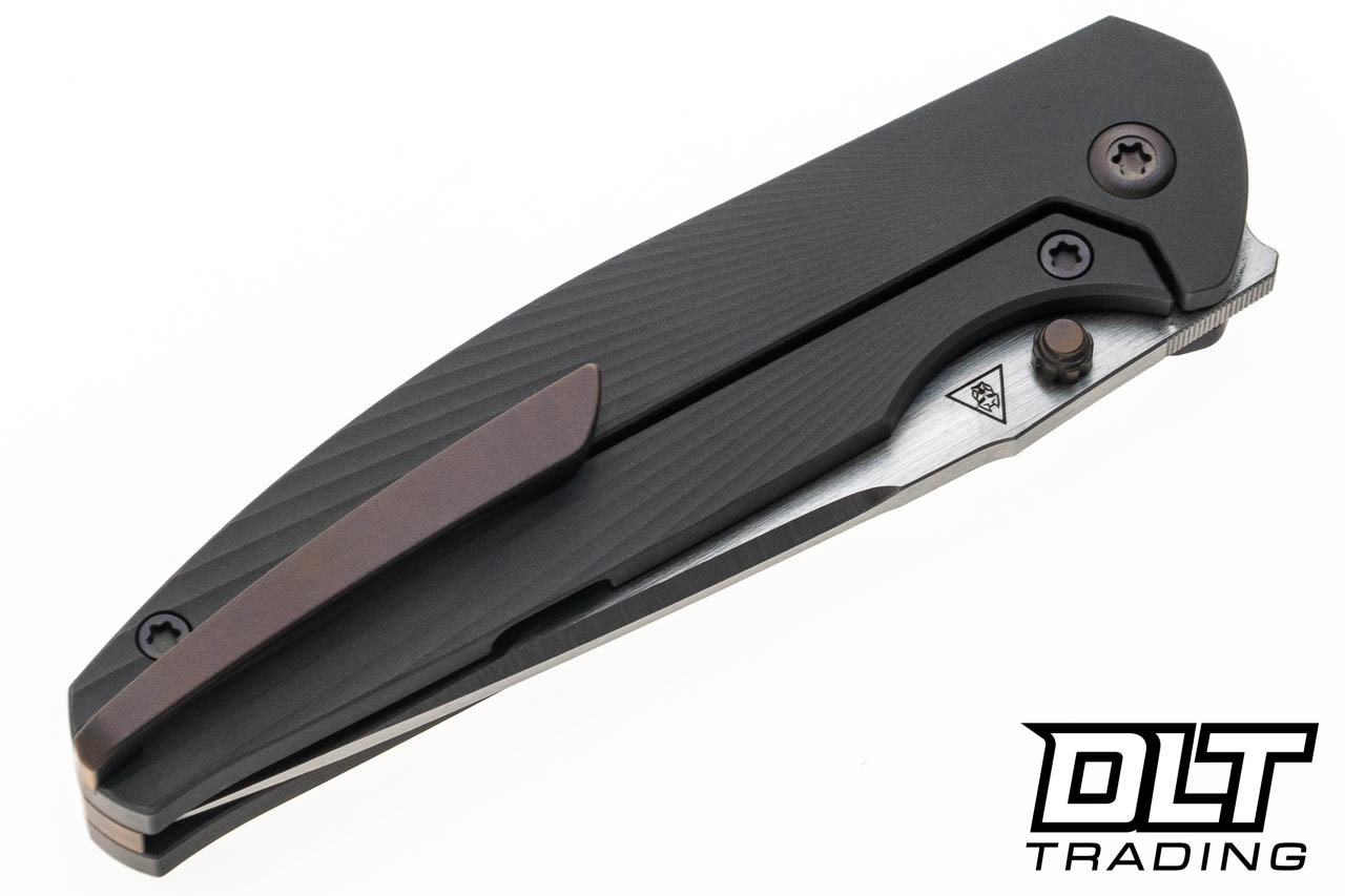 二*麦様 TANGO製/トランス/ＭＸ５２/S_2078 Jack Wolf Tango S90V Belt Satin Blade - Sunburst Titanium - DLT