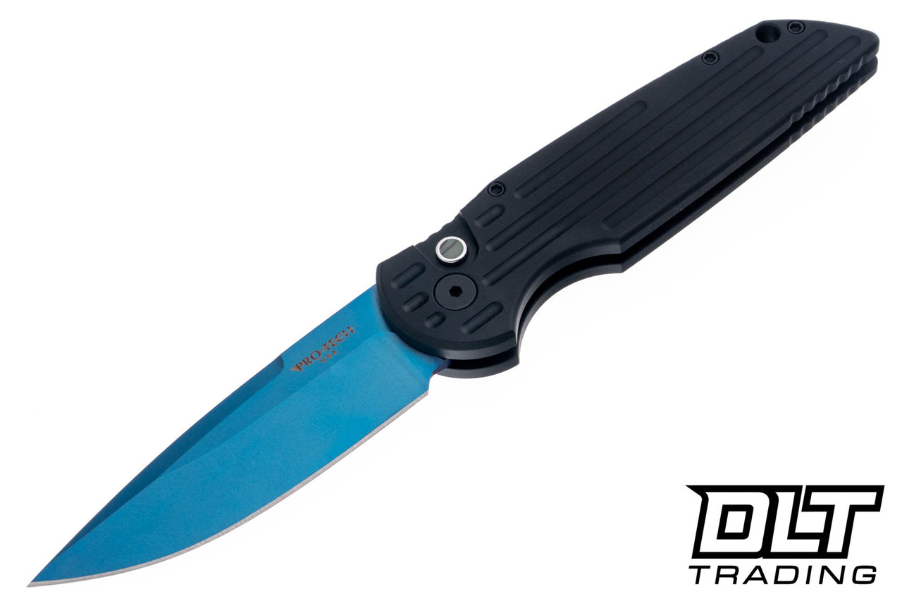 Pro-Tech TR-3 - Black Grooved Handle - Sapphire Blue MagnaCut