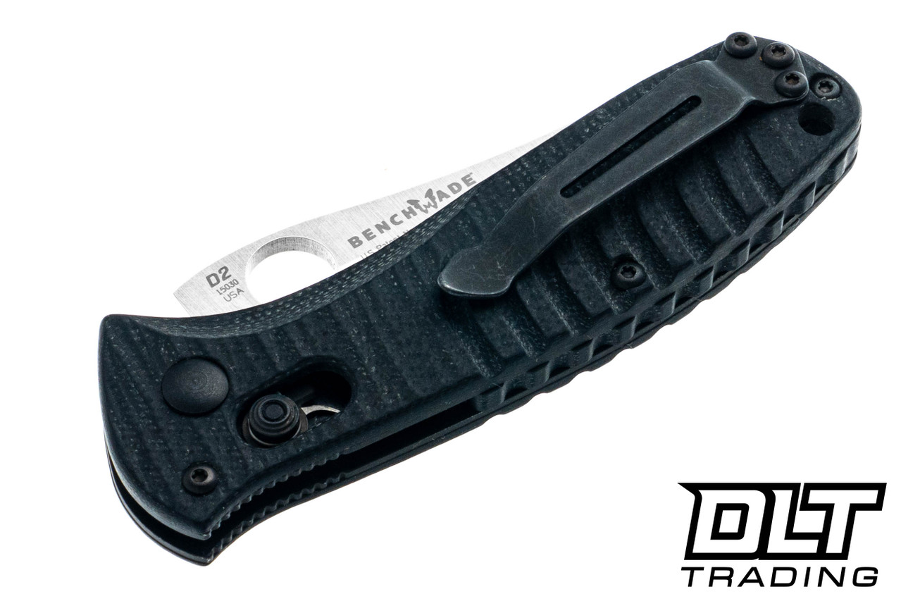 Benchmade Bone Collector 15030S Axis - Black G-10 Rib Cage Pattern