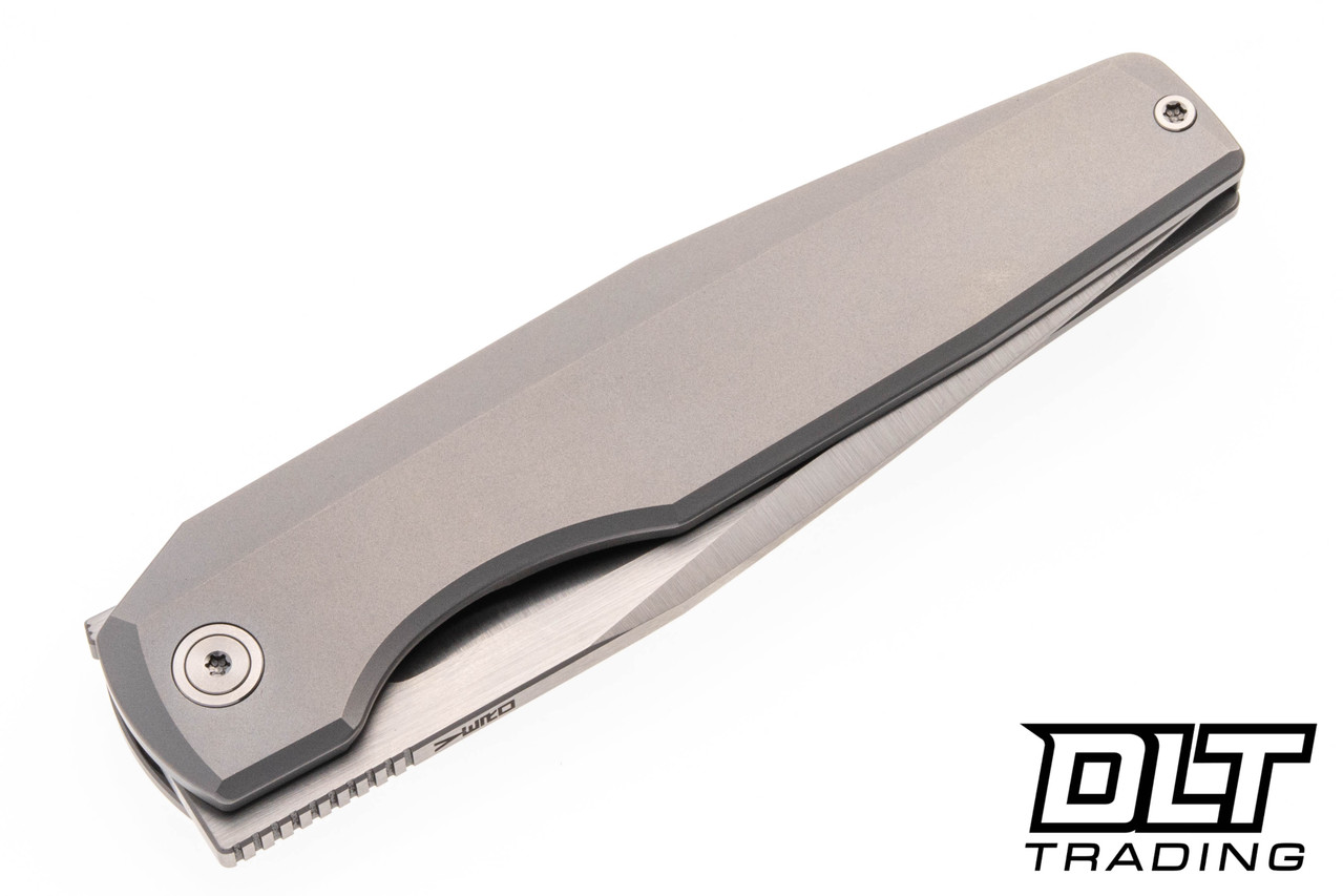 Vero Engineering Lux 2 - Bead Blasted Titanium - Belt Satin M390