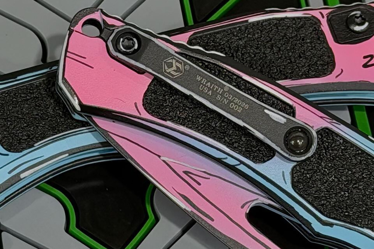 Heretic Wraith V4 Manual S/E MagnaCut Clip Point - Cotton Candy