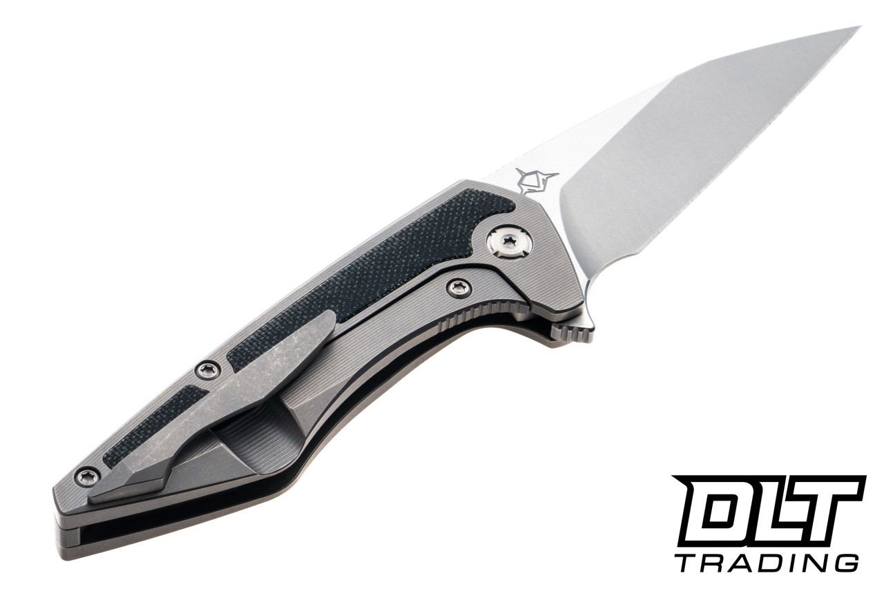 ニコリンビフィズキン Koenig Mini Goblin - Smooth Titanium - Black Micarta Inlay