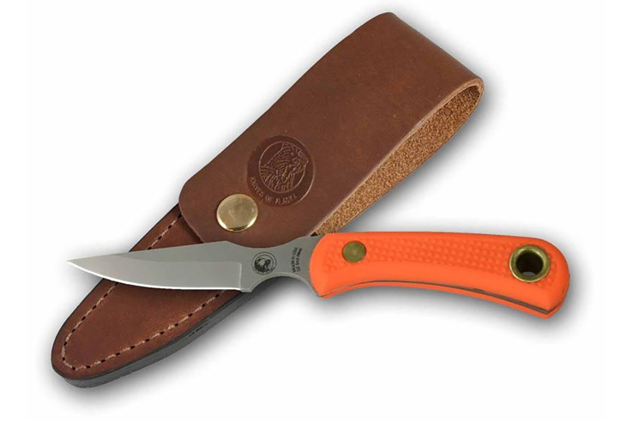 https://cdn11.bigcommerce.com/s-t7tzgd0/images/stencil/1280x853/products/21451/62165/knives_of_alaska_cub_bear_orange__75203.1457108692.jpg?c=2